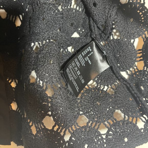 Chic H&M Flounce-Trimmed Crochet Top NWT - Picture 3 of 5